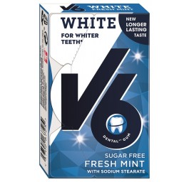 V6 White chewing gum Freshmint box